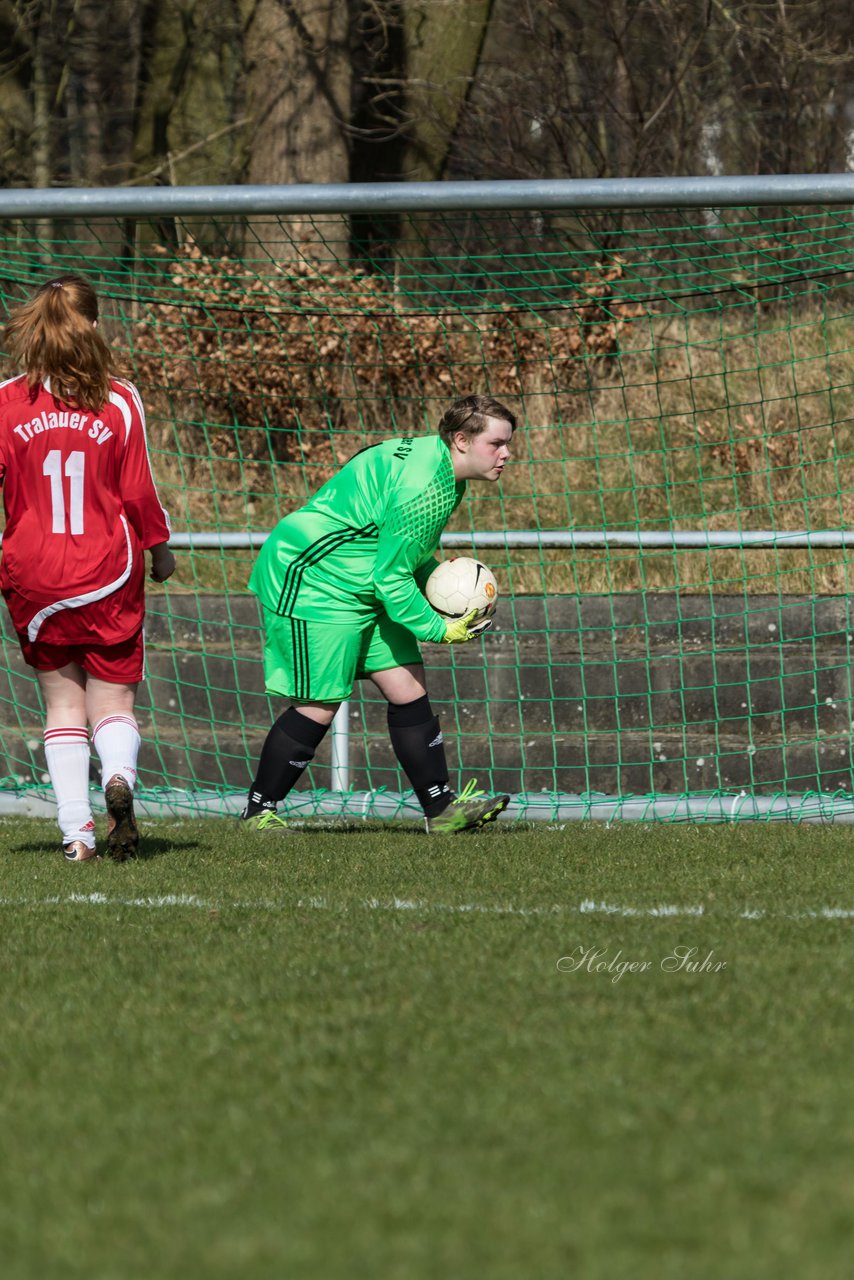 Bild 223 - Frauen SV Boostedt - Tralauer SV : Ergebnis: 12:0